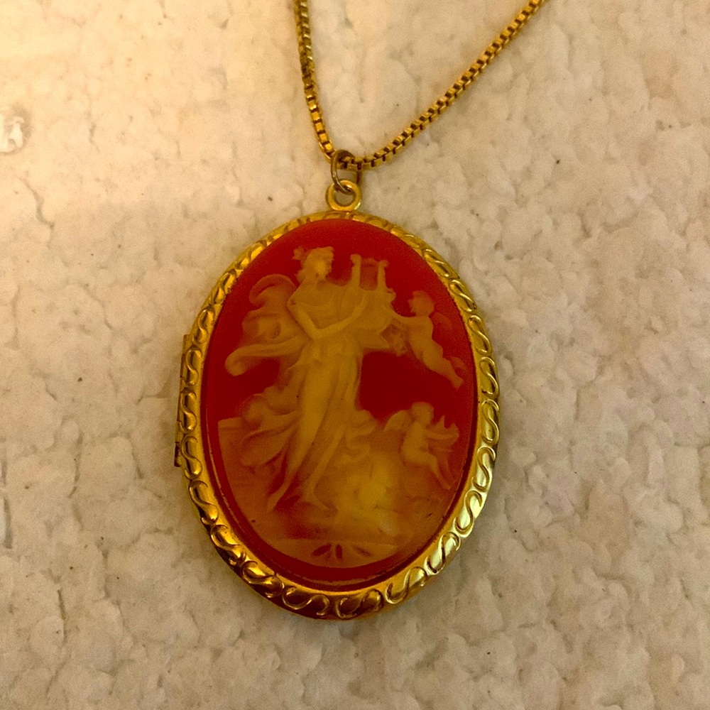 Vintage jewelry